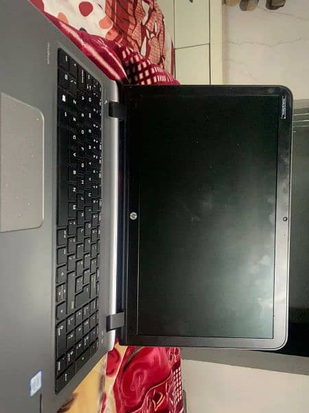 Hp 450 G3 I5 6th gen 8/512 ssd