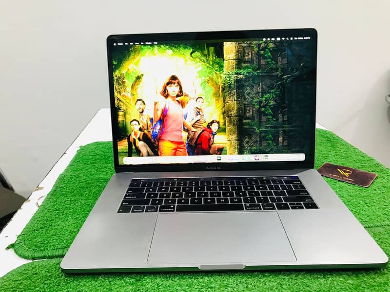 Apple MacBook Pro Ci7 2018 Model With Best Price