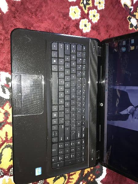 Laptop Hp 256 SSD very good fast working machine 03192864039 ph & whtp