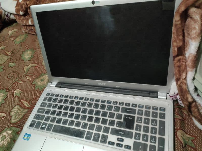 Acer i3 with Gb Ram UK Import