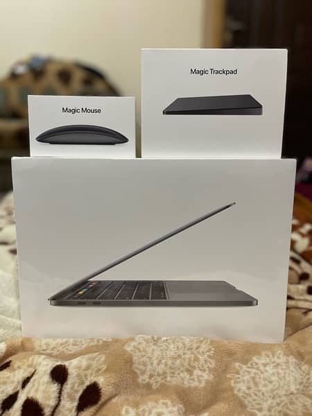 Apple Mackbook Pro 13 inch