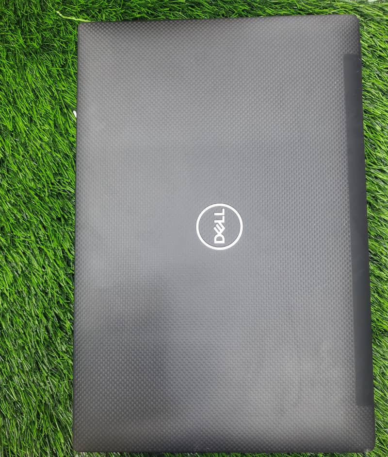 Dell latitude 7490 i5 7th gen touch Ram 8gb SSD 256 gb