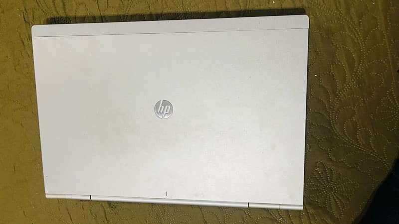 hp I5 3rd generation Elitebook 4gb ram 128gb ssd