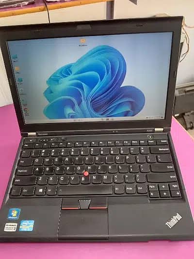 Lenovo Thinkpad X230i