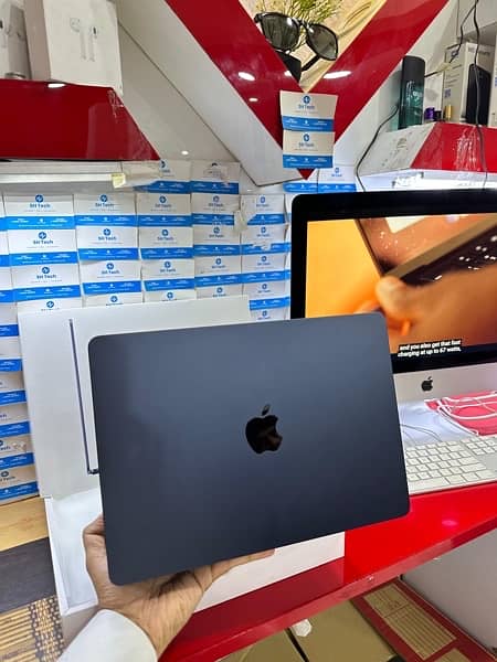 Macbook Air 2022 M2