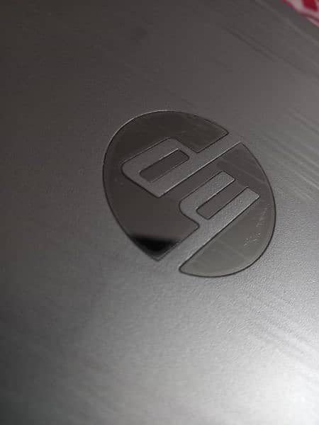 Hp laptop uses only few months only serious buyers contact