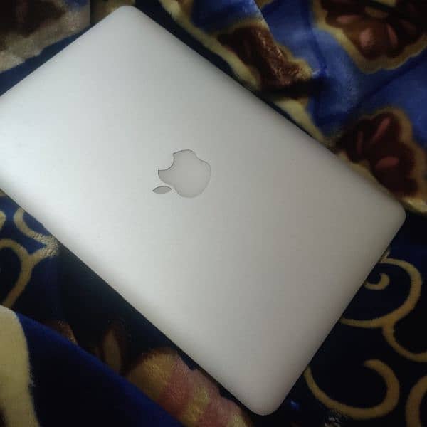 macbook air 15 4/124 13inch