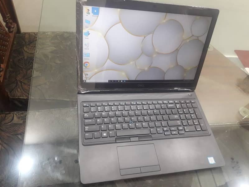 DELL latitude E5590.     Urgent sale