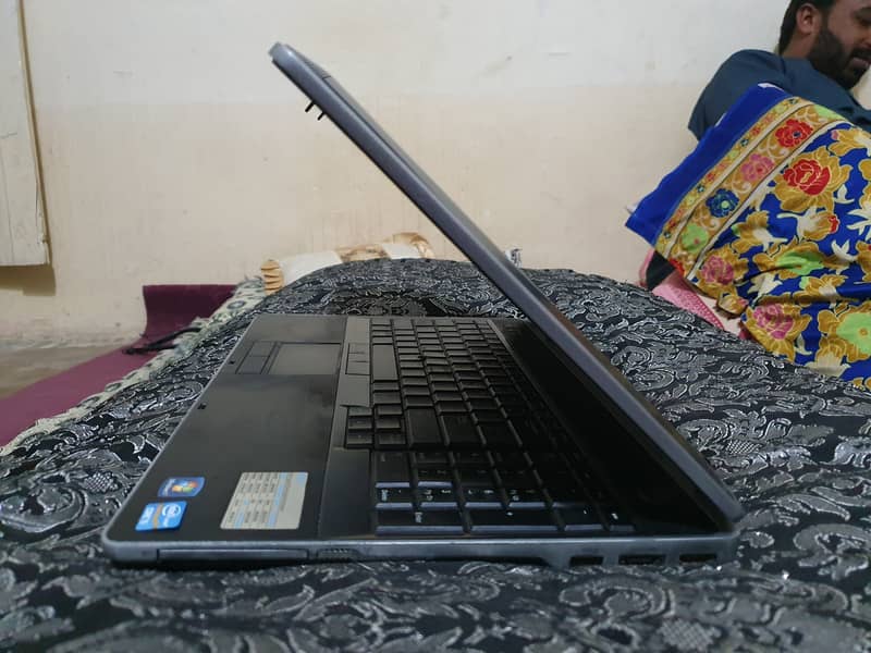 Dell Lattitude E6530