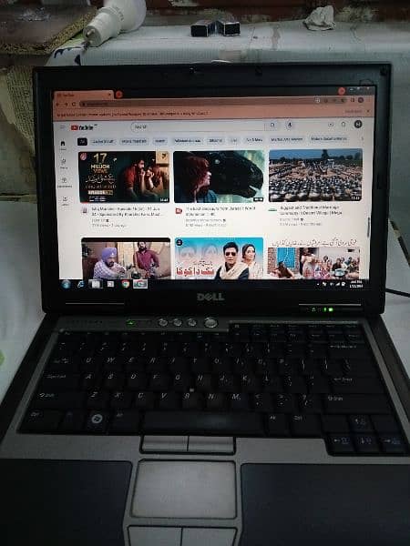 Dell laptop core to du 2gb ram 160gb hard 1 hour plus battery timing.