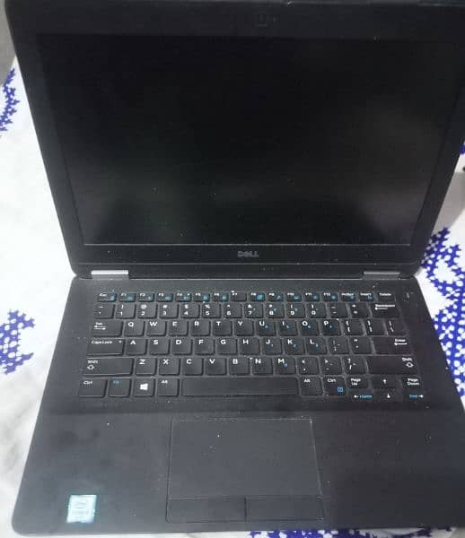core i3 laptop 10/10 condition latitude E7270