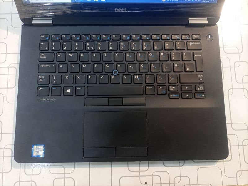 dell 7470 core i5 6th generation 10 by 10 condition 8gb ram 256 ssd