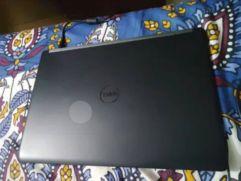 Dell laptop core i7 5th gen