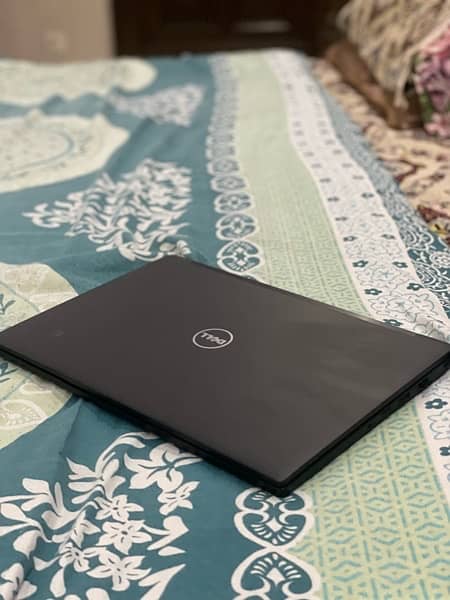 Latitude 7480