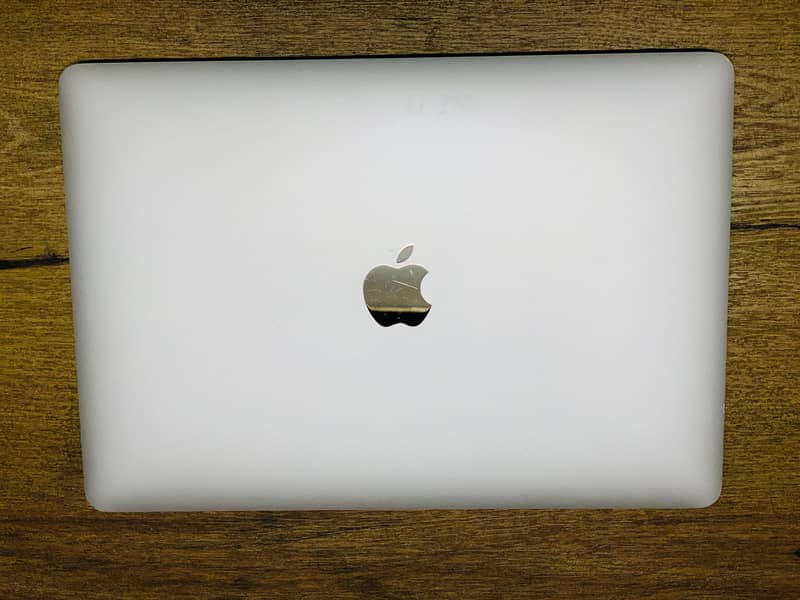 Apple MacBook Pro 2019 i7 2.8ghz 16 512
