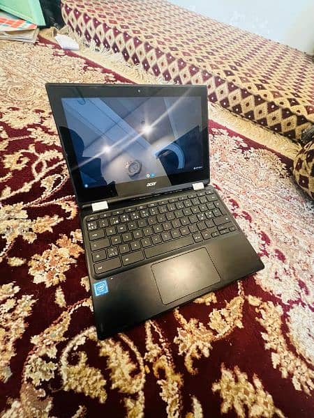 Brand New Laptop ( Chome book )  Touch Screen  10/10 Condition