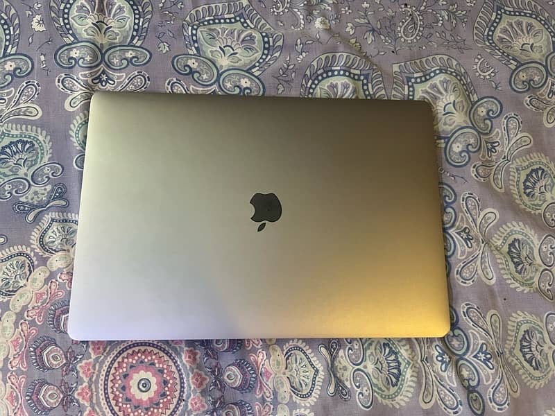 MacBook Pro 2017  i7