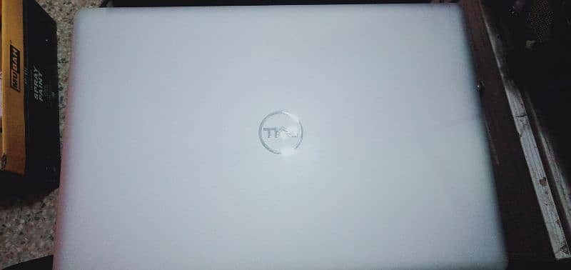 Dell Inspiron 5570