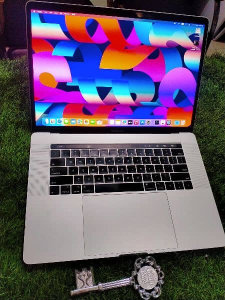 Mazy Kroo Apple MacBook Pro 2019  15