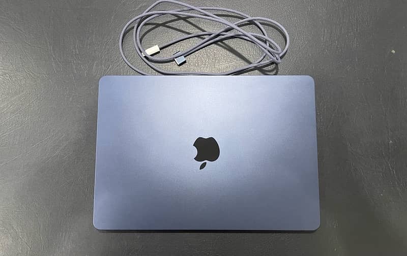 MACBOOK AIR M2 13.6 INCH 256GB