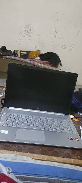 HP RYZEN 5 5500 U LAPTOP
