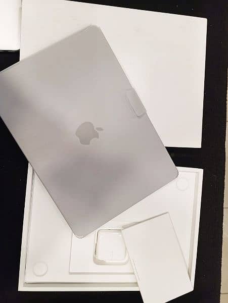 MacBook Pro m1 14 inch 2021 for sale