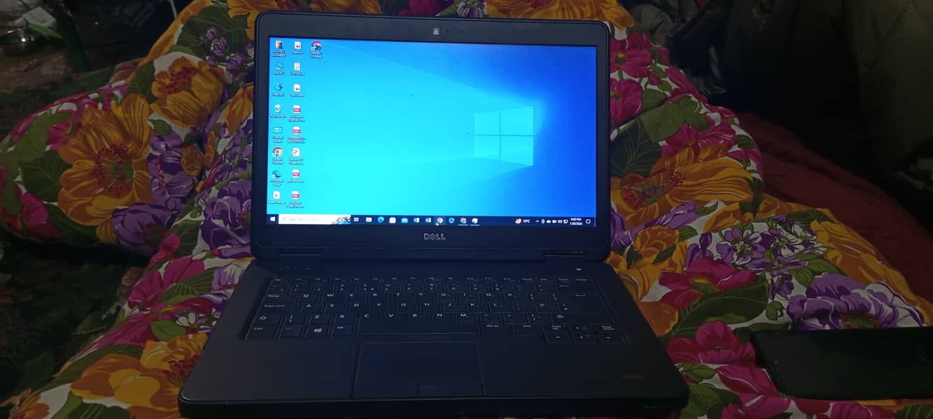 Dell Laptop core i5 Generation 4 , 4GB Ram for Sale