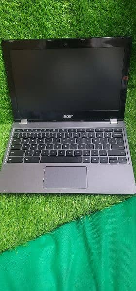 Acer c740 Slimmest Laptop 5th gen 4gb/128gb ssd