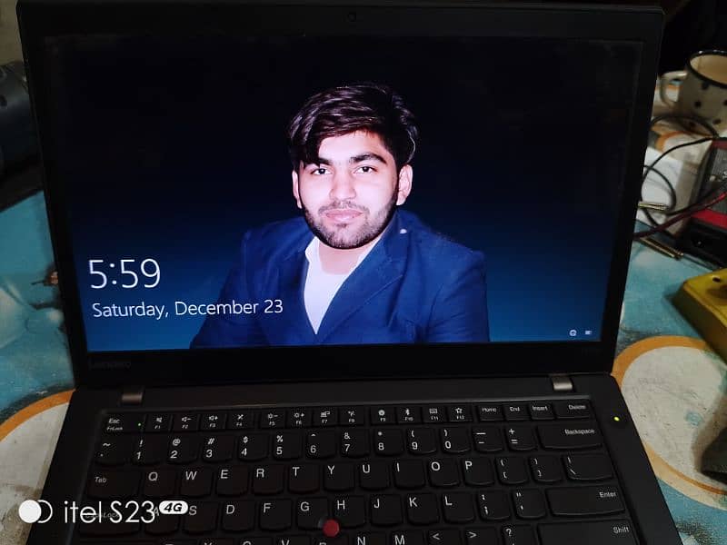 Lenovo Thinkpad t470s  (Core i7 6th generation