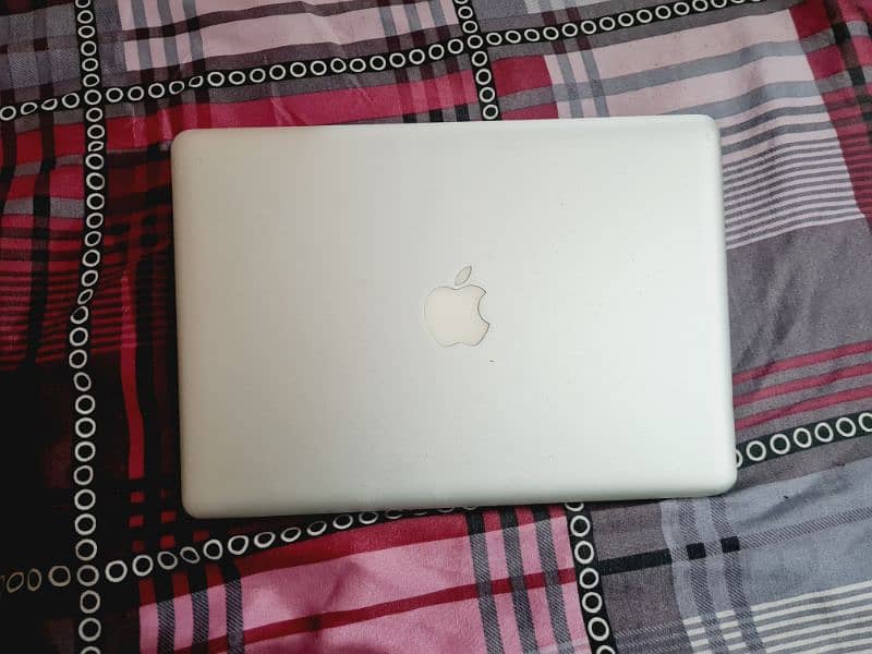 macbook pro 2011