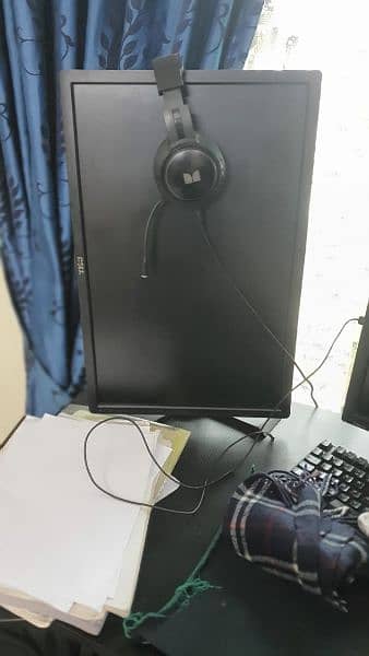 Dell 24 inch IPS monitor