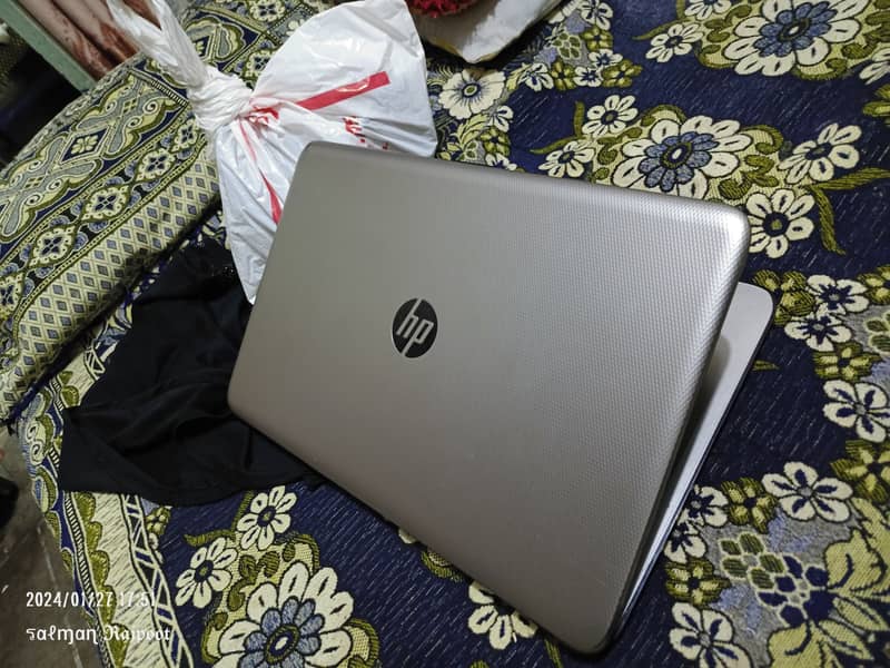 HP NOTEBOOK ( PAVILION 15 (5TH GENERATION)