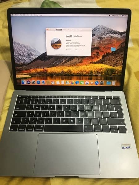 Apple MacBook Pro 13