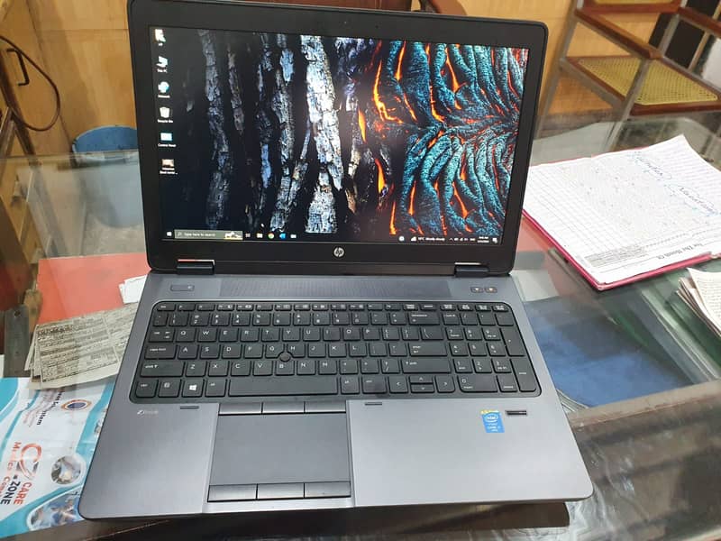 HP Zbook 15 G2 16GB / 256 GB SSD