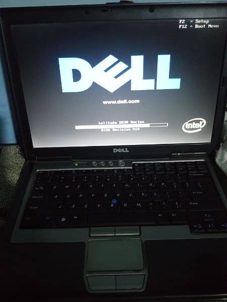 DELL D630 Laptop 4gb RAM. window 10 good working. 03181061160