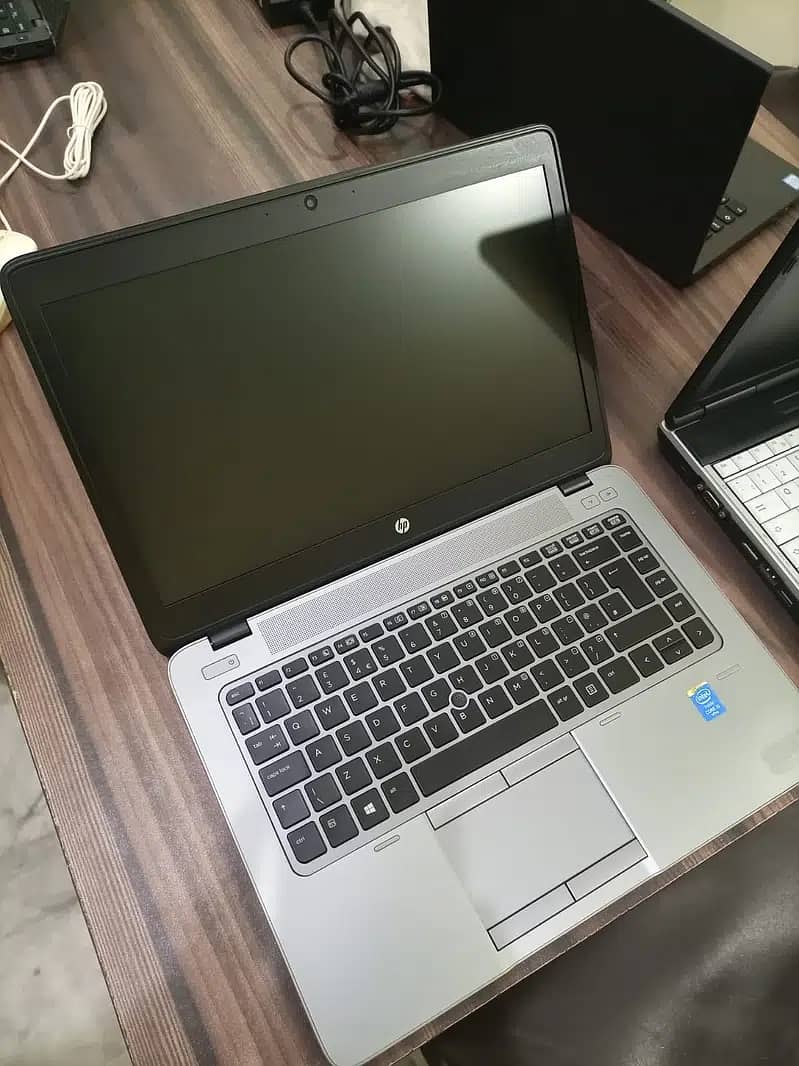 Hp Elite Book 840 G2 core i5 5th Generation ,128 GB SSD, 520 GB Hard