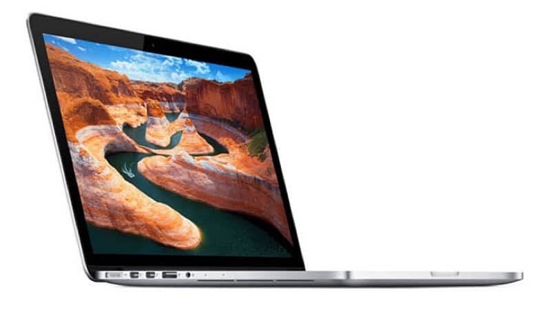 MacBook Pro 2012  8GB/500GB condition 10/10