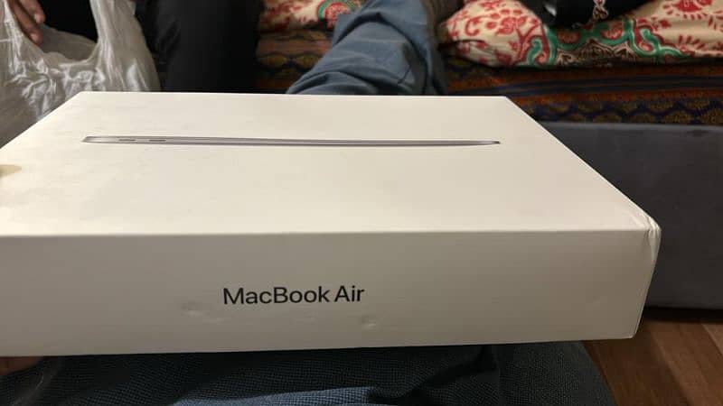 Macbook M1 Air 8/256GB Space Grey 10/10 Condition