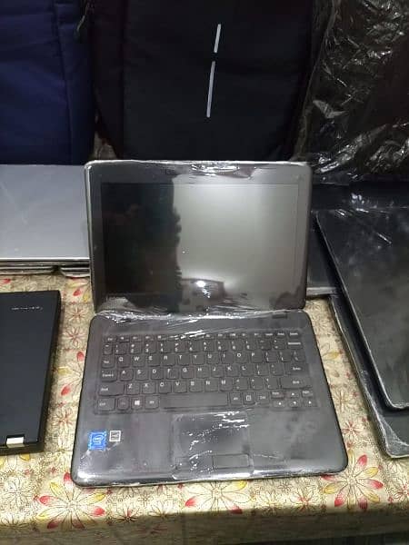 lenovo n22 6th  genration windows 10 4 gb ram 128 gb ssd