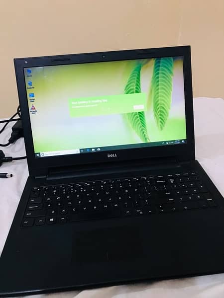 DELL insiron 3580 core i 3 6th generation