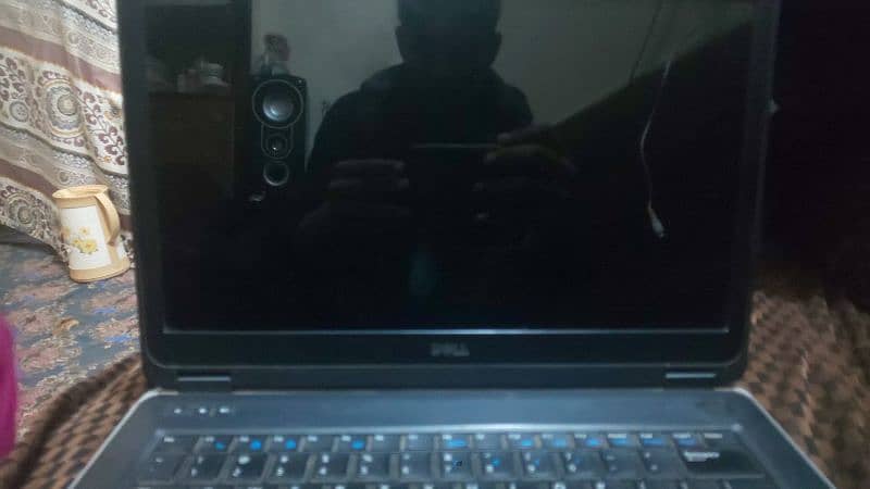 Dell latitude E6440 8/10