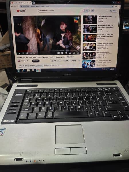 Toshiba. core2duo . 03073783690. vvk