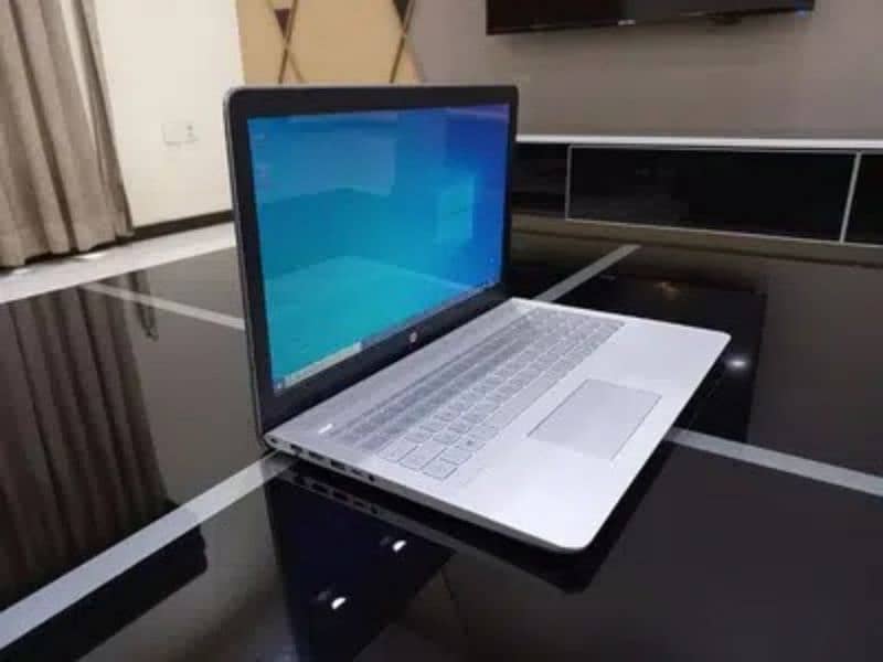 Dell laptops core i7 10th Gen Touchscreen hp i5 100% Ok New i3 apple