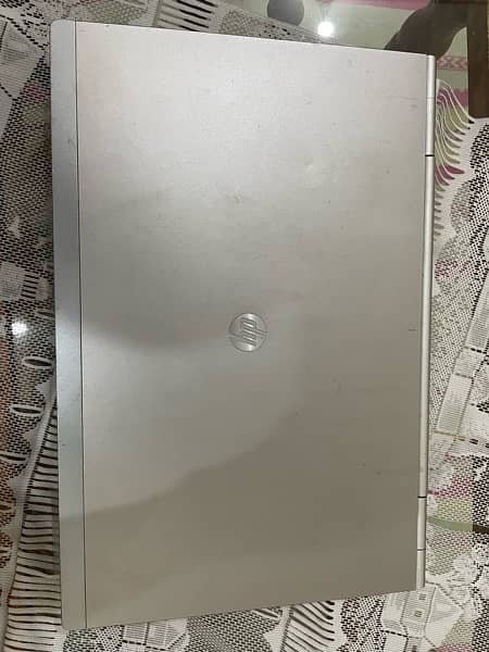 HP Elitebook 8560p 6gb RAM 500 gb HDD