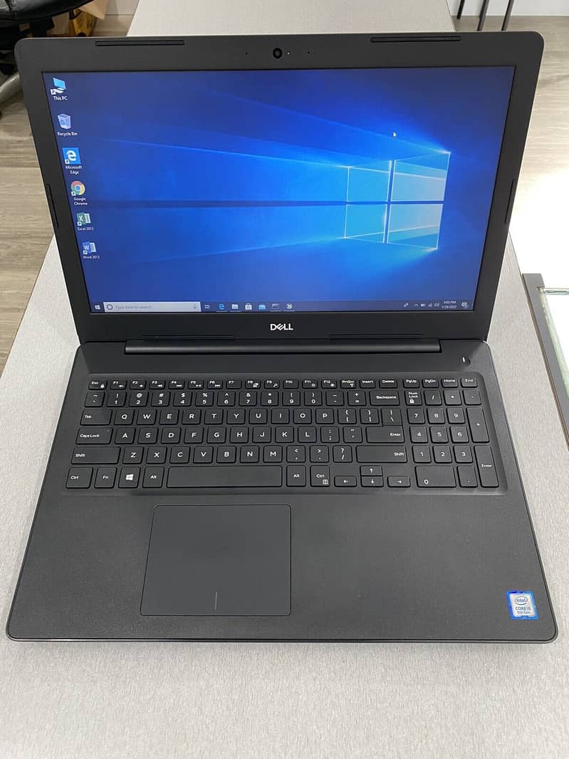 Dell Core i5 8th Quadcore Lattitude 3500 FHD 1080p 15.6 numpad v good