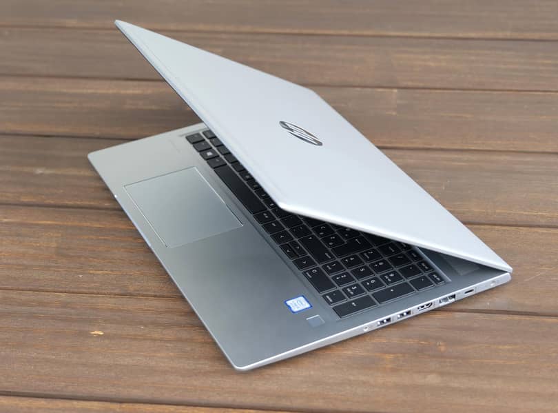 HP C-i5 8th Gen 8GB Ram 256GB SSD 15.6