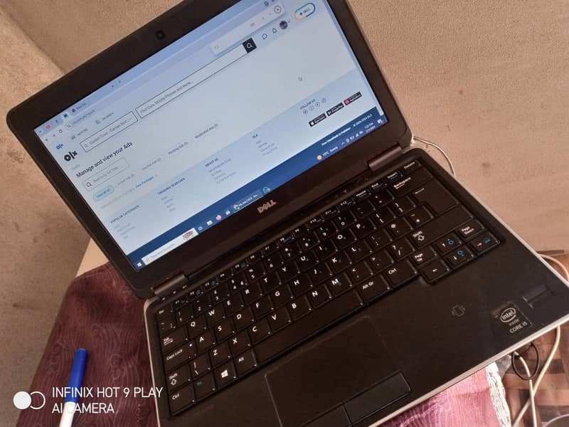 DELL LATITUDE E7240 intel core i 5 with M2 SSD CARD 128 GB