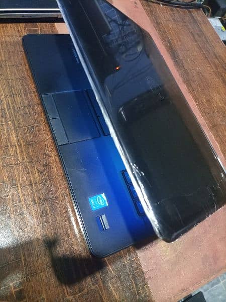 DELL 5440 screen men line
