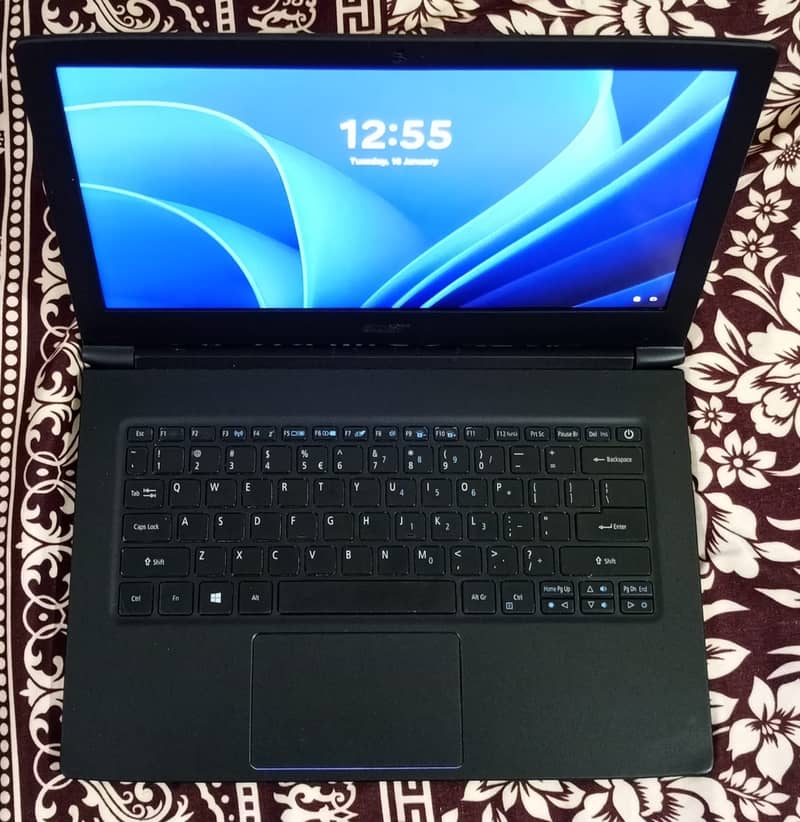 Acer Core i5 7thGEN 8gbRAM 256gbSSD 13.3