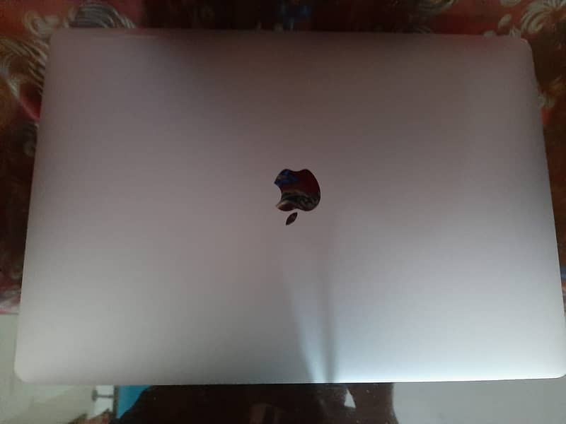 Macbook Pro 2017 (panel damaged)